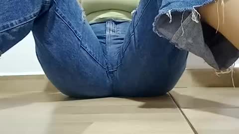 Annie online show from November 14, 7:01 pm