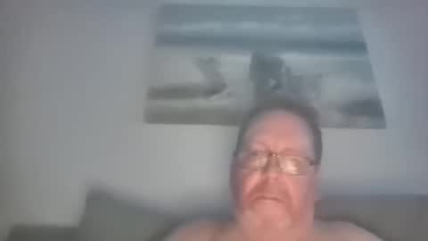 Snapshot of sunspotbaby chatting on April 13, 12:38 am Sunspotbaby online show from April 13, 12:38 am