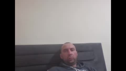 super42835015 online show from March 2, 6:15 pm