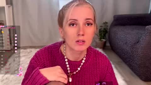 Snapshot of super_peach_stream chatting on February 27, 11:31 am ANNApvt open full info in bio online show from February 27, 11:31 am