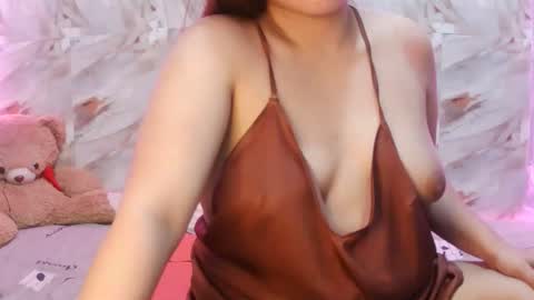 Snapshot of superb_ass25 chatting on April 20, 3:15 pm KIMZY online show from April 20, 3:15 pm