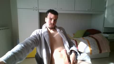 Snapshot of superbirdman12345 chatting on January 24, 11:15 am Bighead online show from January 24, 11:15 am