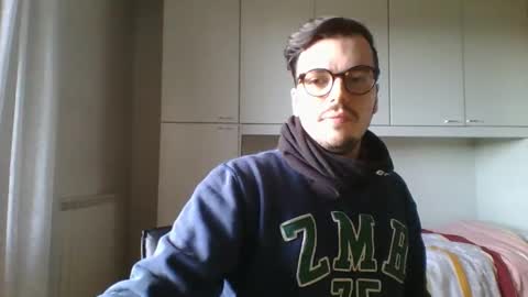 Snapshot of superbirdman12345 chatting on February 4, 1:06 pm Bighead online show from February 4, 1:06 pm