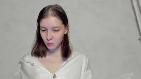 Una online show from April 7, 11:04 pm