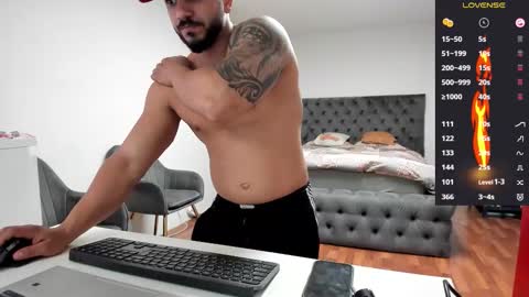 supermanboyxxl online show from October 24, 6:21 am