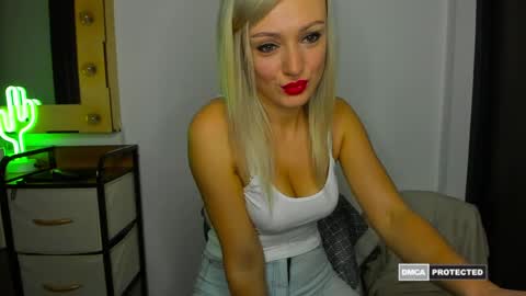 Natalie online show from June 4, 5:19 pm