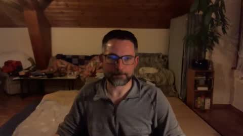 supersquirrel81 online show from January 7, 6:43 pm