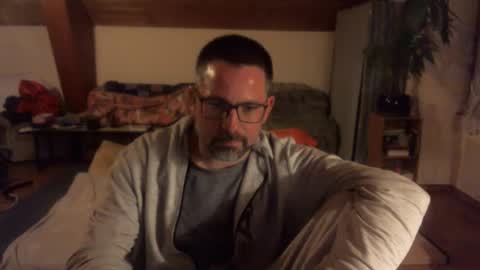 supersquirrel81 online show from January 18, 5:11 am