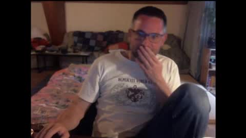 supersquirrel81 online show from April 12, 4:56 pm