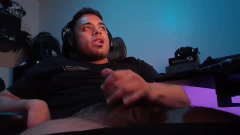 supertoaster69 online show from March 21, 7:35 am