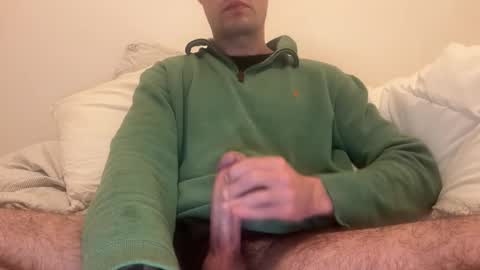 Snapshot of supkalzo17 chatting on December 16, 8:41 am supkalzo17 online show from December 16, 8:41 am