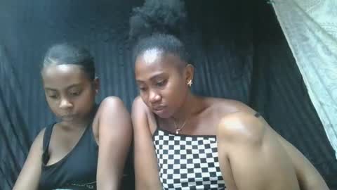 Snapshot of surbelle chatting on January 10, 5:04 pm surbelle online show from January 10, 5:04 pm