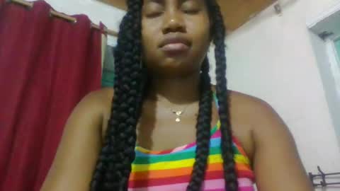 Snapshot of surbelle chatting on January 18, 6:23 pm surbelle online show from January 18, 6:23 pm