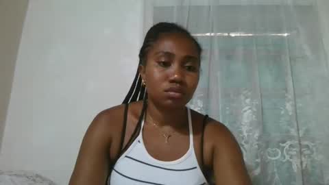 Snapshot of surbelle chatting on February 2, 10:25 am surbelle online show from February 2, 10:25 am