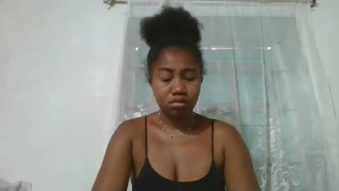 Snapshot of surbelle chatting on February 22, 4:13 am surbelle online show from February 22, 4:13 am