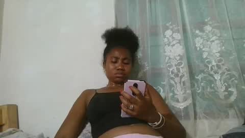 Snapshot of surbelle chatting on February 22, 4:16 pm surbelle online show from February 22, 4:16 pm