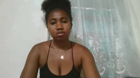 Snapshot of surbelle chatting on February 23, 6:11 am surbelle online show from February 23, 6:11 am