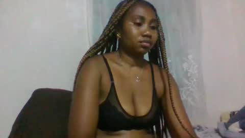 surbelle online show from March 22, 7:17 pm