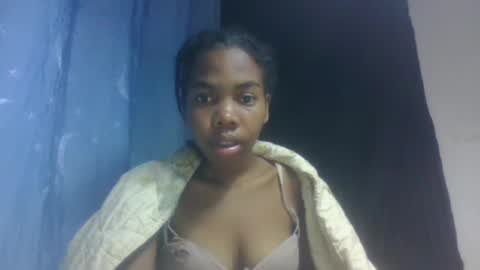 surbelle online show from April 15, 12:06 am