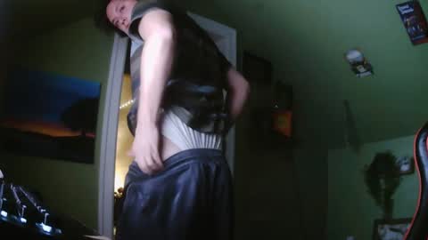 surferdude_here online show from September 23, 7:33 am