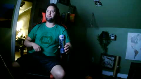 surferdudehere69 online show from July 2, 7:47 am