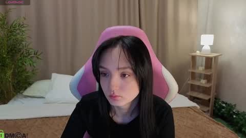 Snapshot of susan__clark chatting on January 12, 1:33 am Annie online show from January 12, 1:33 am