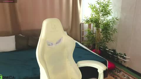 Annie online show from May 20, 1:56 am