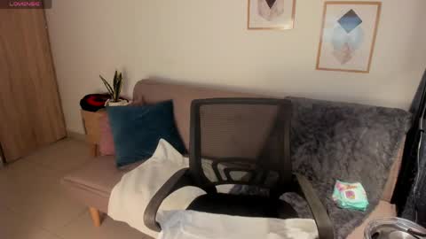 Snapshot of susan_arango chatting on May 27, 1:57 am susan love online show from May 27, 1:57 am