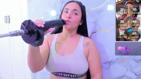 Snapshot of susan_bigass chatting on March 19, 11:25 am Susan online show from March 19, 11:25 am