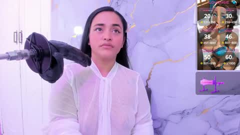 Snapshot of susan_bigass chatting on April 1, 11:22 am Susan online show from April 1, 11:22 am