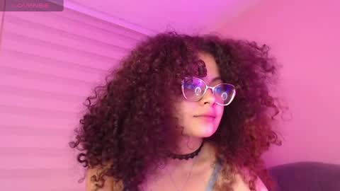 Susan online show from December 4, 4:27 pm