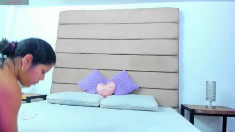 Susan online show from November 6, 8:21 pm