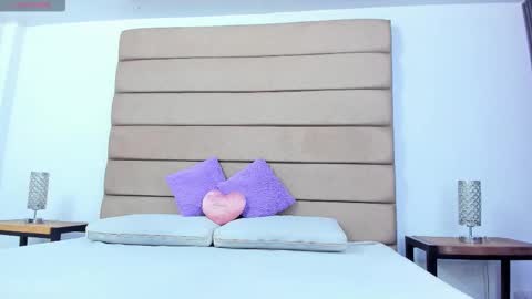 Susan online show from November 7, 9:15 pm