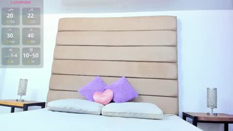 Susan online show from November 12, 8:52 pm