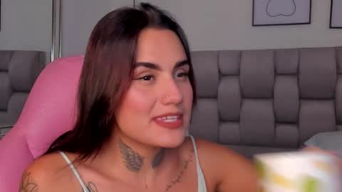 Susan online show from November 6, 7:59 pm