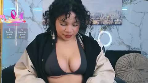 Snapshot of susana23_pm chatting on February 18, 10:00 am susana23_pm online show from February 18, 10:00 am