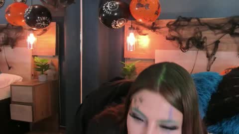 Snapshot of susanadams1 chatting on October 31, 3:13 pm Susan online show from October 31, 3:13 pm