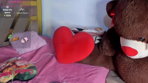 Snapshot of susanamartinez1 chatting on December 5, 8:33 pm Susana online show from December 5, 8:33 pm