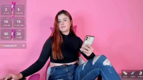 Snapshot of susanamartinez1 chatting on December 27, 1:00 am Susana online show from December 27, 1:00 am