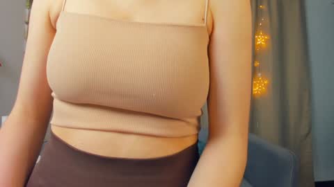 Lisa online show from December 22, 8:25 pm