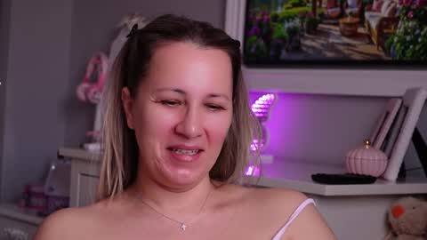 SusanJewel online show from February 26, 7:40 am