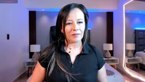 Susan  Everyday From 0530 to 1430 Col Time online show from November 24, 10:59 am