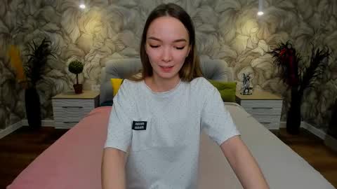 susannjohnson online show from February 19, 2:12 pm