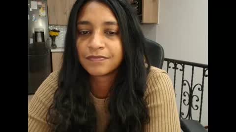 Snapshot of susanrhodes_ chatting on June 21, 11:13 am Susan Rhodes online show from June 21, 11:13 am