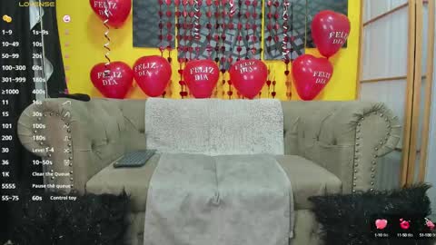 Snapshot of susanslim chatting on February 15, 11:36 pm susanslim online show from February 15, 11:36 pm