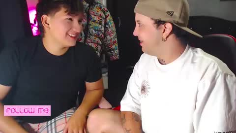 Snapshot of susej_exotic69 chatting on December 3, 3:20 am ale online show from December 3, 3:20 am