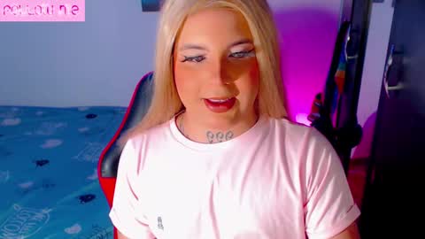 Snapshot of susej_exotic69 chatting on January 29, 7:53 pm ale online show from January 29, 7:53 pm