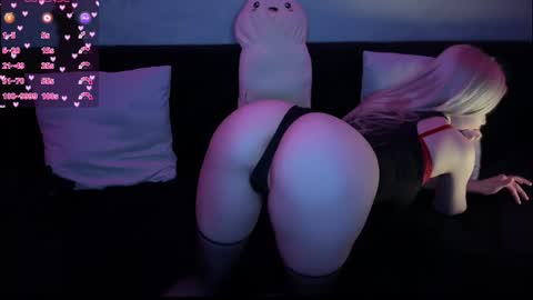 Snapshot of susieevans chatting on February 23, 3:40 pm Sue online show from February 23, 3:40 pm