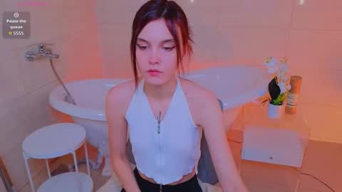 Susie online show from November 16, 9:59 am