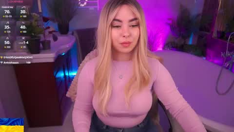 Susie online show from April 16, 8:31 pm